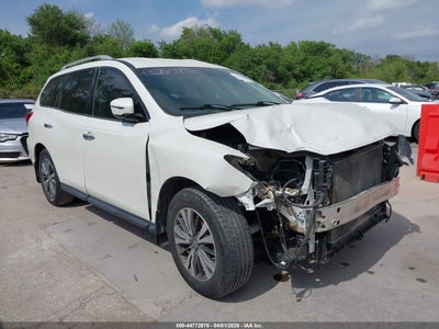 NISSAN PATHFINDER 2017