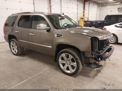 CADILLAC ESCALADE 2011