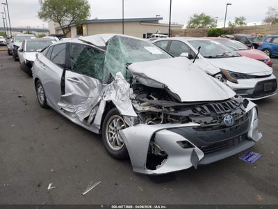 TOYOTA PRIUS PRIME 2017