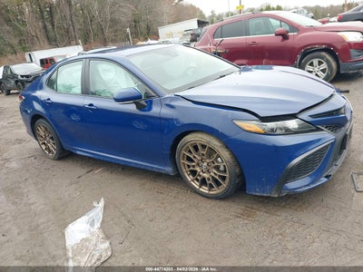 TOYOTA CAMRY 2023