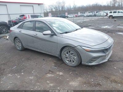 HYUNDAI ELANTRA 2024