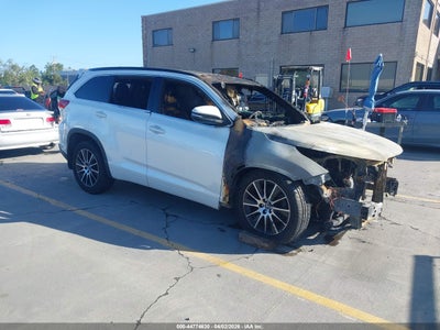 TOYOTA HIGHLANDER 2017