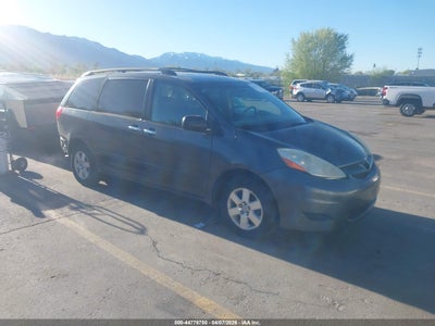 TOYOTA SIENNA 2006