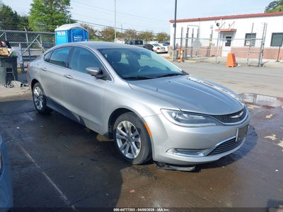 CHRYSLER 200 2015