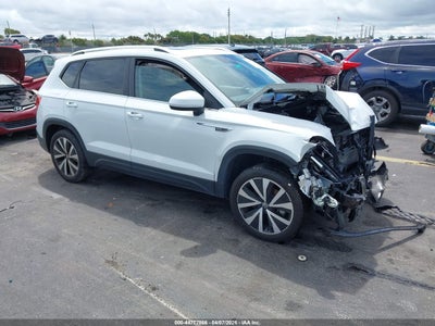 VOLKSWAGEN TAOS 2023