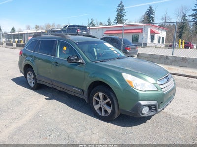 SUBARU OUTBACK 2013