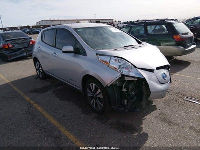 NISSAN LEAF 2017
