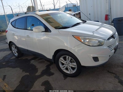 HYUNDAI TUCSON 2012