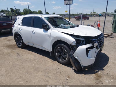 NISSAN ROGUE 2024