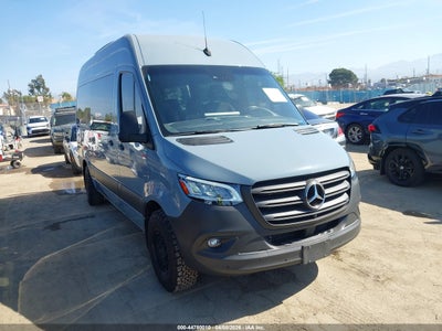 MERCEDES-BENZ SPRINTER 2500 2023