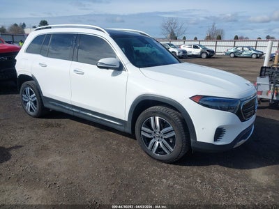 MERCEDES-BENZ EQB 300 SUV 2023