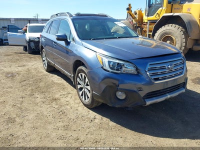 SUBARU OUTBACK 2015