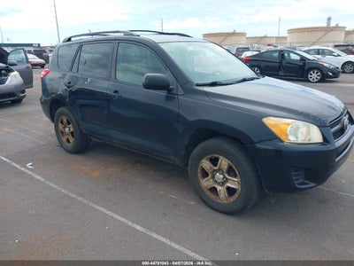 TOYOTA RAV4 2010