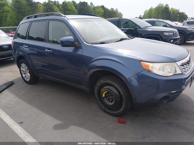 SUBARU FORESTER 2011