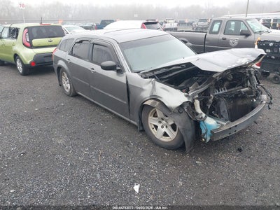 DODGE MAGNUM 2005