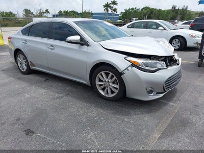 TOYOTA AVALON 2013