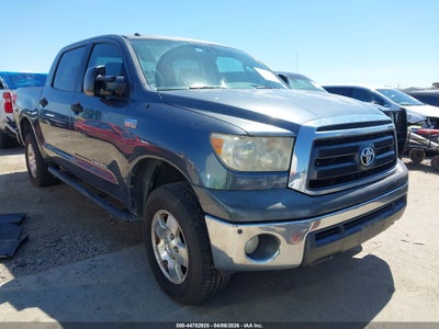 TOYOTA TUNDRA 2010