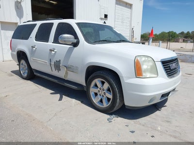 GMC YUKON XL 1500 2011