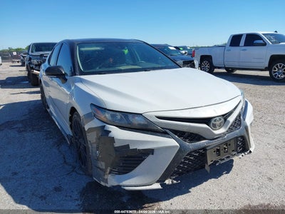 TOYOTA CAMRY 2021