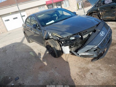 HYUNDAI ELANTRA 2025