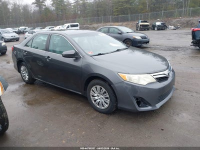 TOYOTA CAMRY 2013