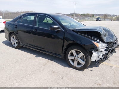 TOYOTA CAMRY 2013