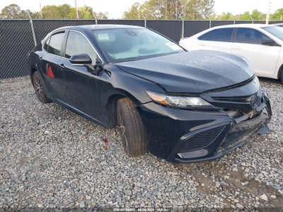 TOYOTA CAMRY 2022