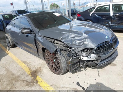 BMW M8 GRAN COUPE 2022