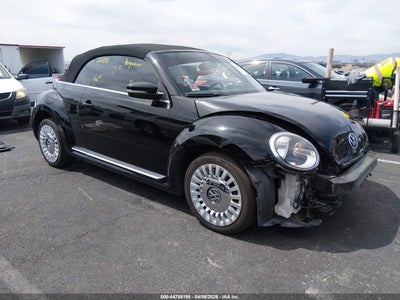 VOLKSWAGEN BEETLE 2014
