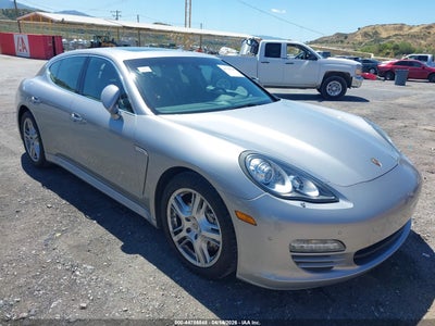 PORSCHE PANAMERA 2010