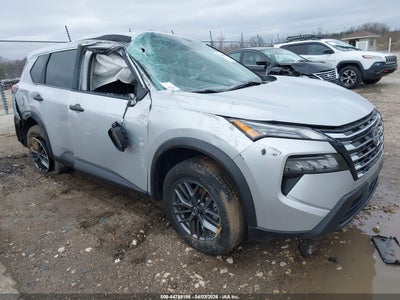 NISSAN ROGUE 2024