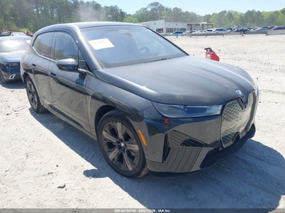 BMW IX 2025