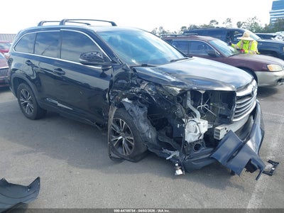 TOYOTA HIGHLANDER 2016