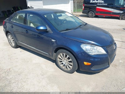 SUZUKI KIZASHI 2013