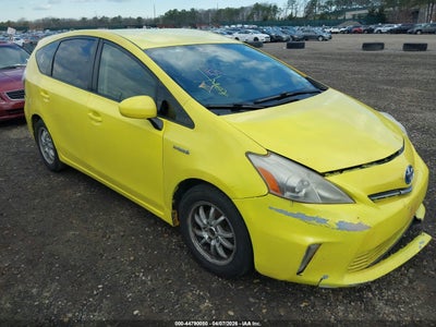 TOYOTA PRIUS V 2014