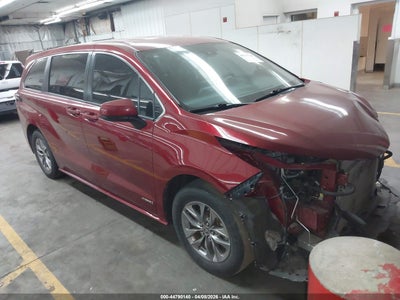 TOYOTA SIENNA 2021