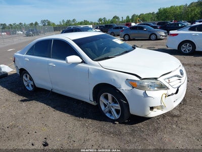 TOYOTA CAMRY 2011