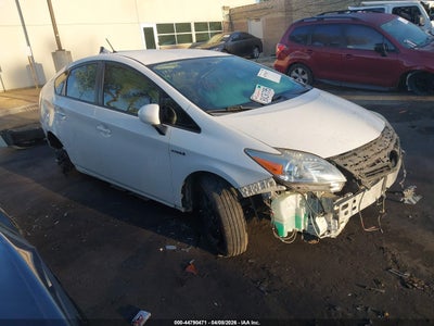 TOYOTA PRIUS 2014