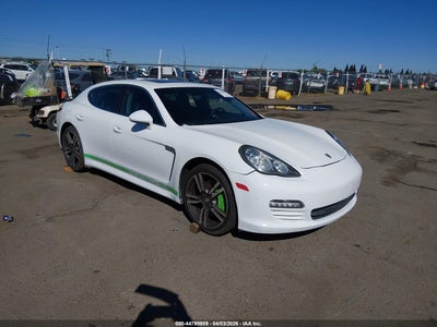 PORSCHE PANAMERA 2011