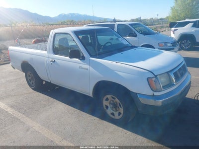 NISSAN FRONTIER 2000