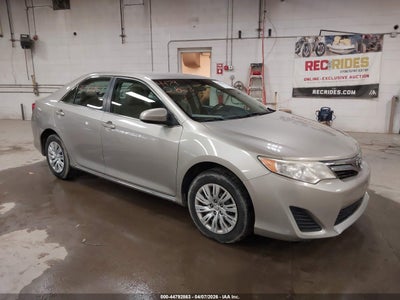 TOYOTA CAMRY 2014