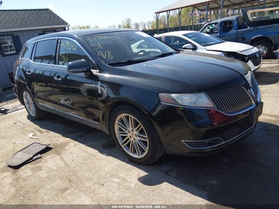 LINCOLN MKT 2014