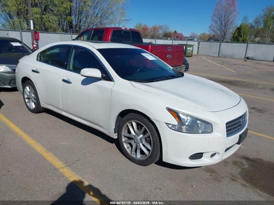 NISSAN MAXIMA 2009