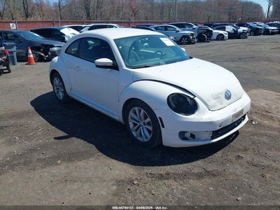VOLKSWAGEN BEETLE 2012