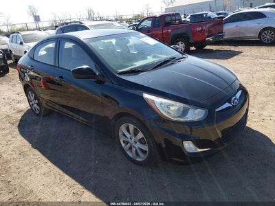 HYUNDAI ACCENT 2013