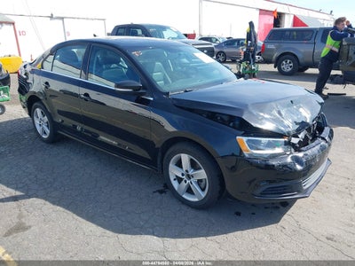 VOLKSWAGEN JETTA 2014