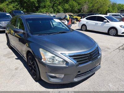 NISSAN ALTIMA 2015