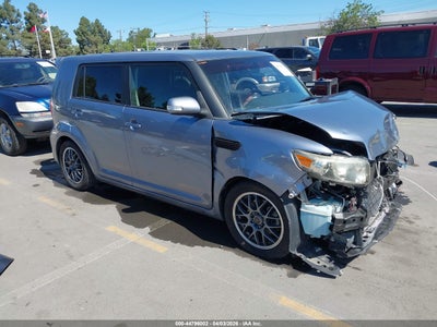 SCION XB 2011