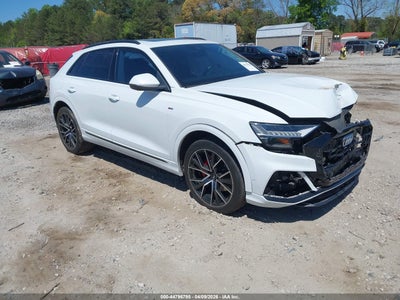 AUDI Q8 2019