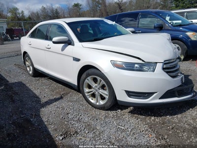 FORD TAURUS 2018